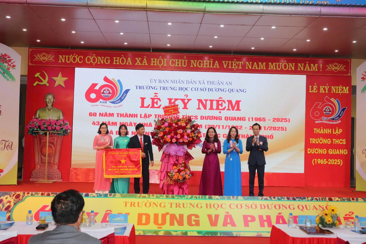 Long trọng Lễ Kỷ niệm 60 năm Ngày thành lập Trường THCS Dương Quang